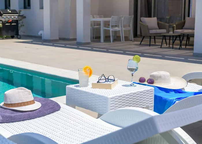 Vila Panaxia Kohille Theológos